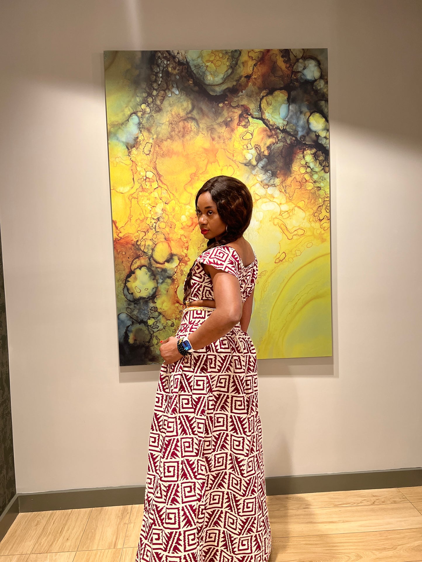 Malayka African printed Maxi Skirt 2 pieces. Skirt with zipper slit on the side, two side pockets and short sleeves crop top. For parties, weddings, birthdays, and major social events.